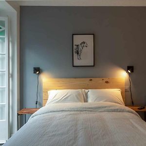 Kamer met een Queen Size Bed